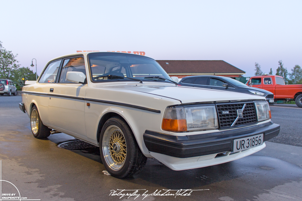 Volvo 242 Turbo Drive-by Snapshots by Sebastian Motsch