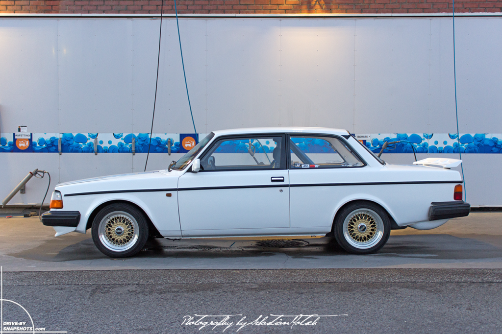 Volvo 242 Turbo Drive-by Snapshots by Sebastian Motsch