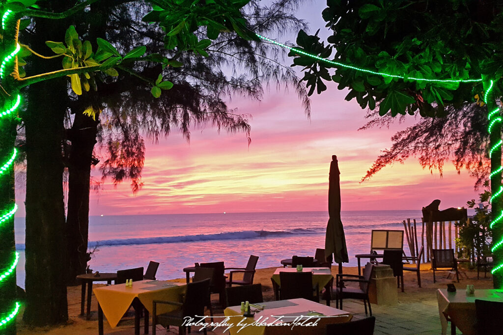 Thailand Baankhaolak Resort Restaurant Sunset Photo by Sebastian Motsch