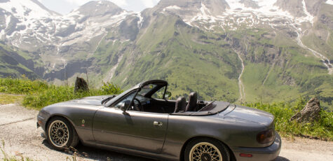 Mazda Miata NA at Großglockner Hochalpenstraße Austria Drive-by Snapshot by Sebastian Motsch