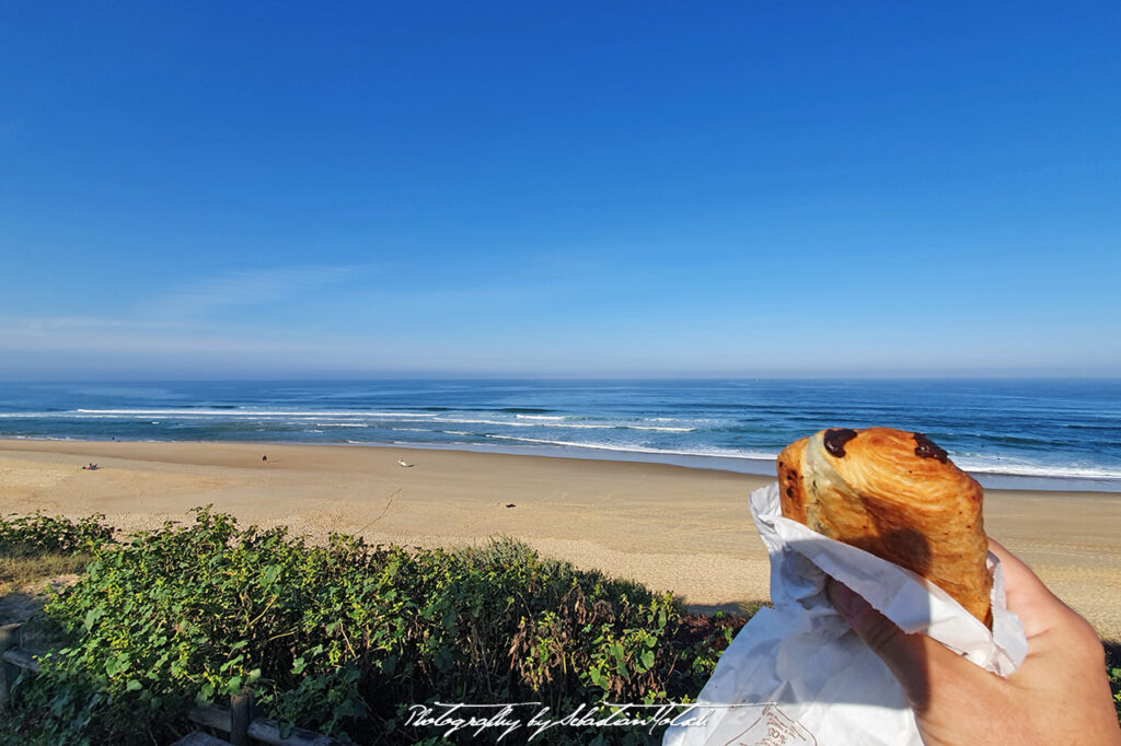 Pain au Chocolat Cap Homy Plage France by Sebastian Motsch