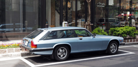 Jaguar XJ-S Lynx Eventer in Ginza Tokyo Japan Drive-by Snapshots by Sebastian Motsch