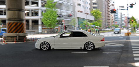 Japan Tokyo Azabu-Bujan Station Mercedes-Benz W220 Lorinser by Sebastian Motsch