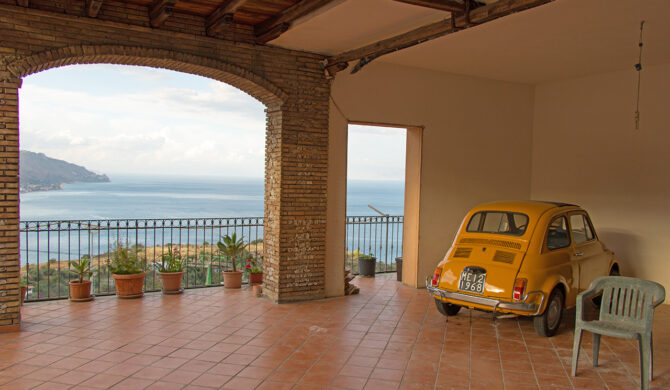 FIAT 500 Taormina Italia Drive-by Snapshots by Sebastian Motsch