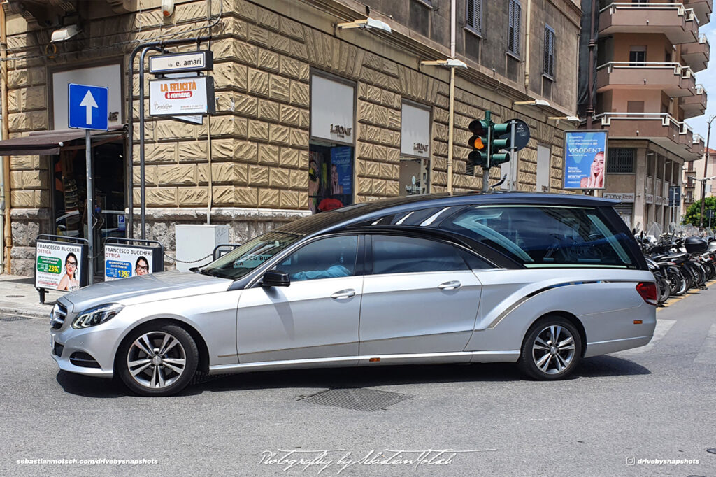 Mercedes-Benz W213 Hearse in Palermo Italia Drive-by Snapshot by Sebastian Motsch