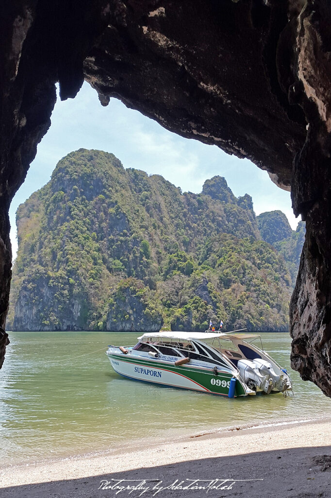 Thailand Lot Island Speedboat Cave Photo by Sebastian Motsch