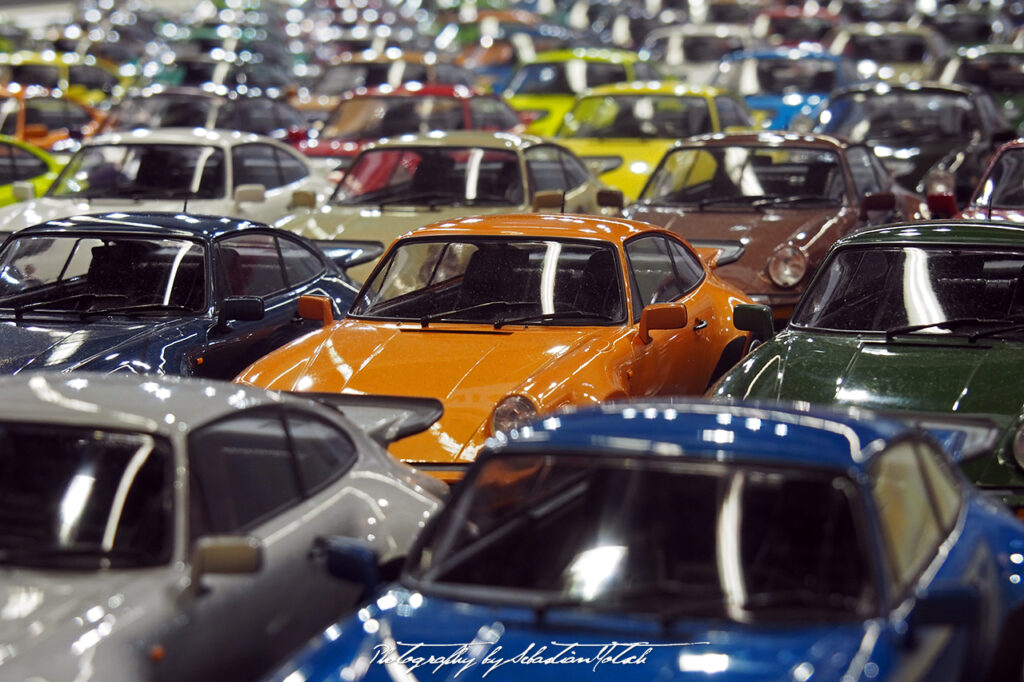 Colourful Minichamps Porsche 911 Turbo Photography by Sebastian Motsch