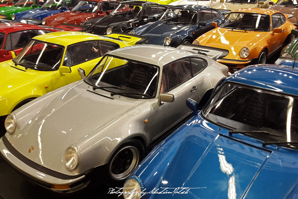 Colourful Minichamps Porsche 911 Turbo Photography by Sebastian Motsch