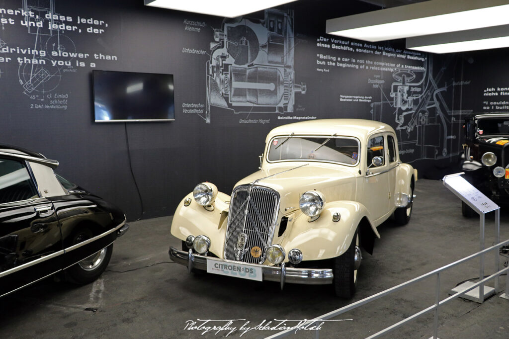 Großglockner Museum Citroen 15CV Traction Avant by Sebastian Motsch