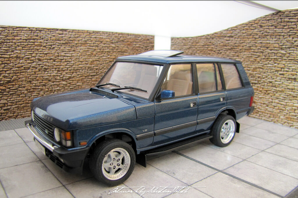 Range Rover Mk1 Vogue Scale Model by Sebastian Motsch