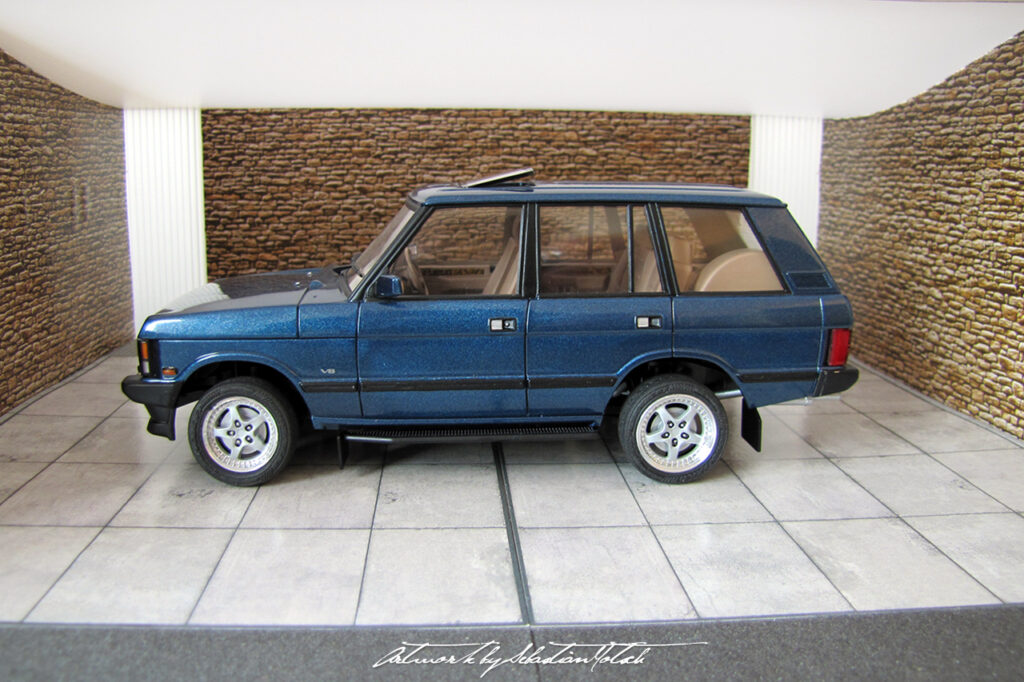 Range Rover Mk1 Vogue Scale Model by Sebastian Motsch