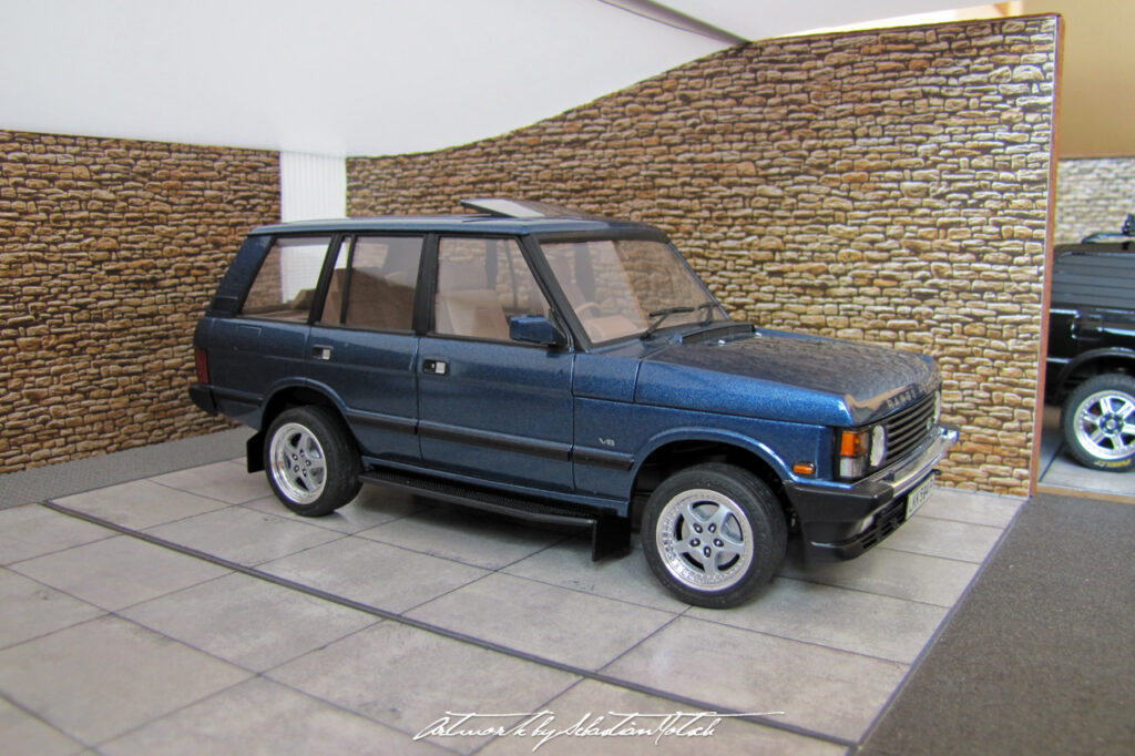 Range Rover Mk1 Vogue Scale Model by Sebastian Motsch