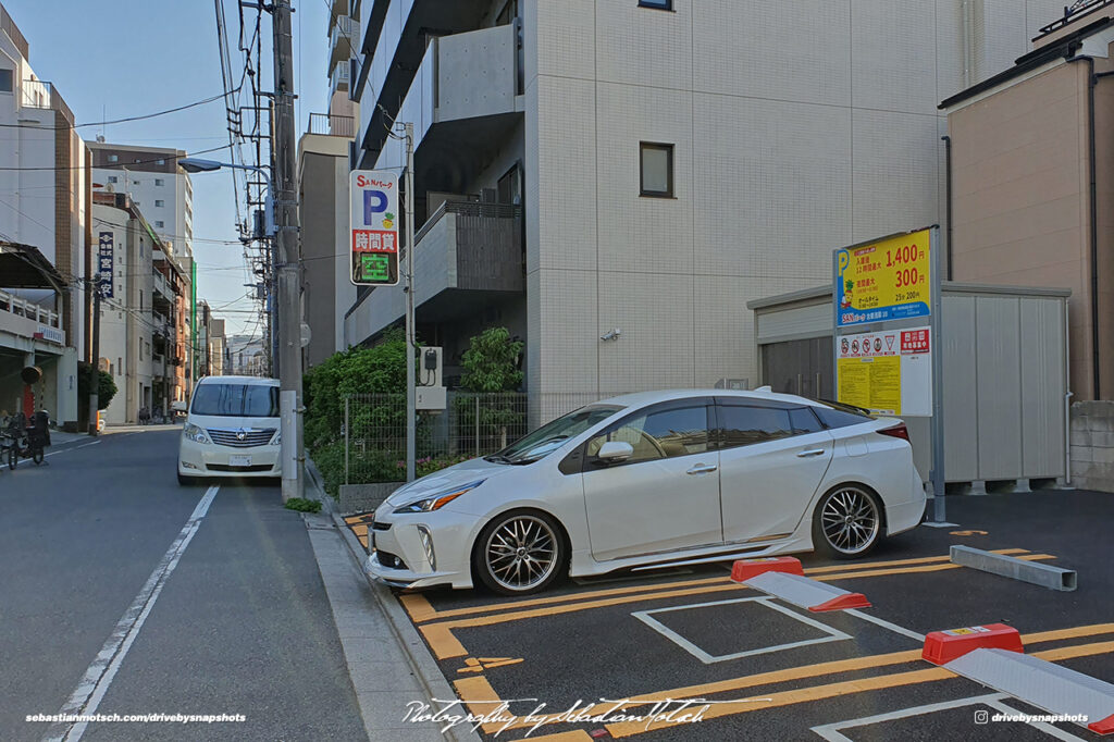 Toyota Prius Bodykit Tokyo Taito Drive-by Snapshots by Sebastian Motsch