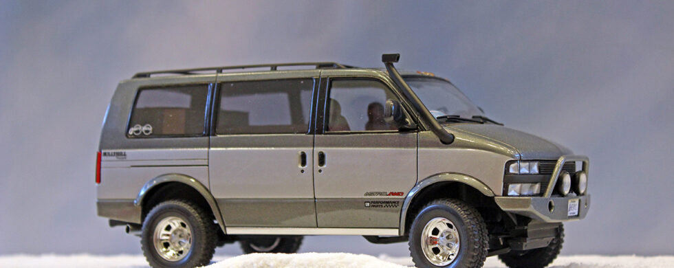 Chevrolet Astro Van 4WD Scale Model by Sebastian Motsch