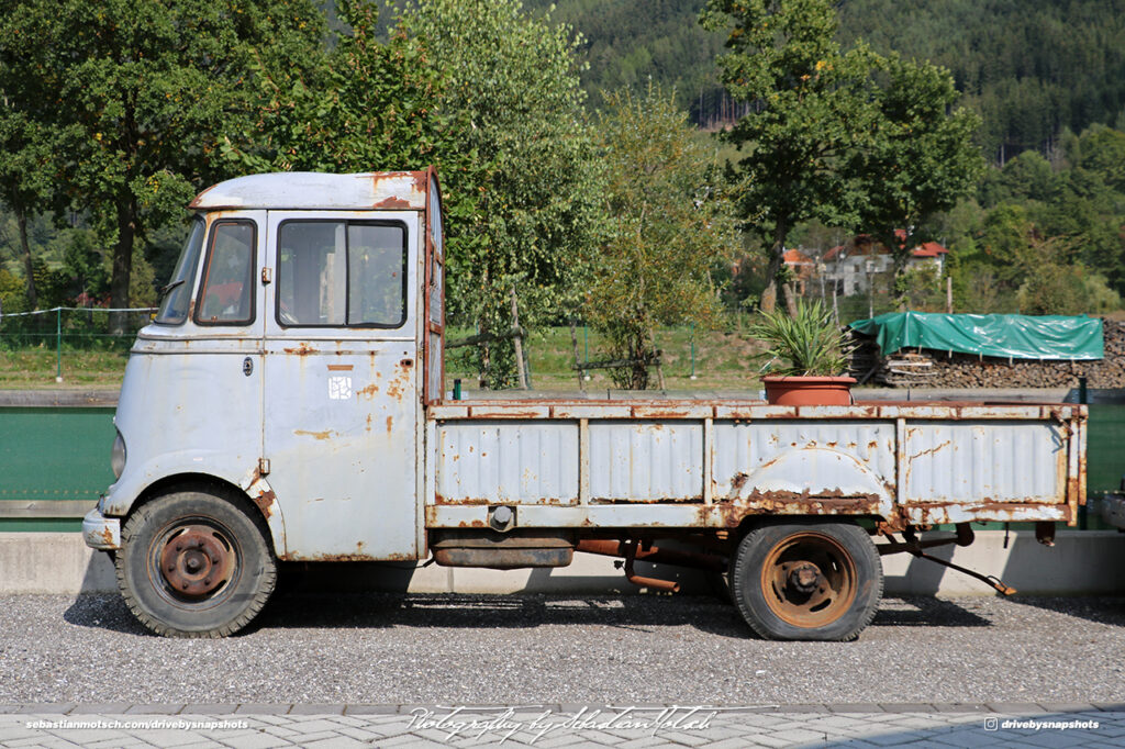 Mercedes-Benz L319 Drive-by Snapshots by Sebastian Motsch